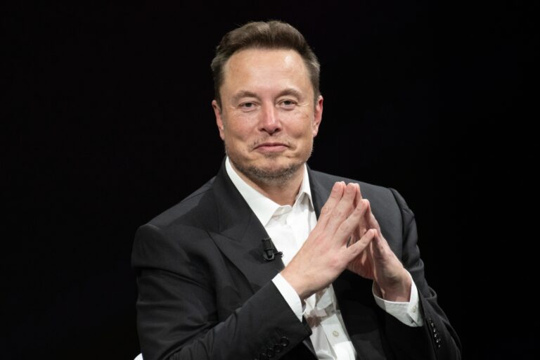 Ex-Twitter employees reach settlement with Musk and X