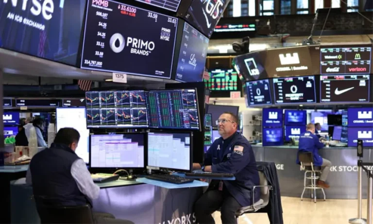 U.S. Markets Surge on Fed Hopes